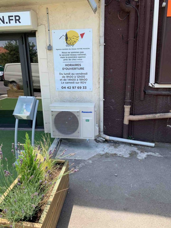 pose climatiseur Panasonic à l’agence Votre Maison BOUC BEL AIR