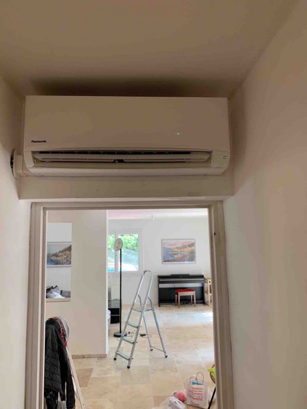 Pose et vente d'un climatiseur Panasonic à EGUILLES