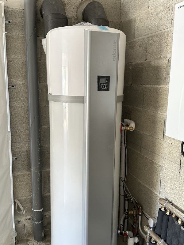 Pose de chauffe-eau thermodynamique à Aix-en-Provence – Solelec Provence, votre installateur local