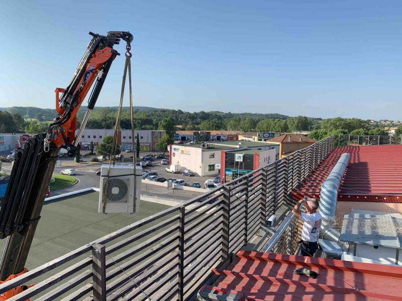 mise en place HITACHI