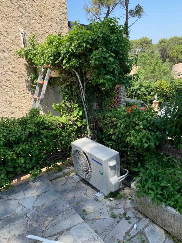 pose climatiseur compact Tz PANASONIC à CABRIES