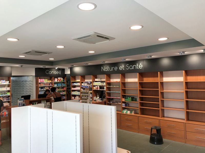 Installateur et vente de cassettes pour bureaux et pharmacies de marque  hitachi à VITROLLES