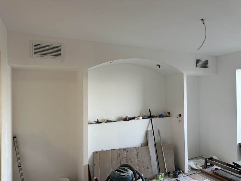 Installation d'un Climatiseur Gainable Réversible ATLANTIC à Cassis : Confort et Efficacité Garantis !