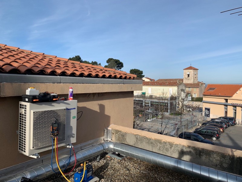 Pose climatiseur PANASONIC à la mairie de BOUC BEL AIR
