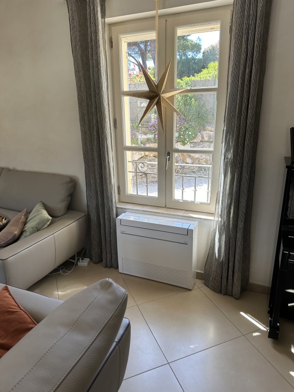 Installation de Climatiseur Réversible MITSUBISHI à St Maximin dans le var